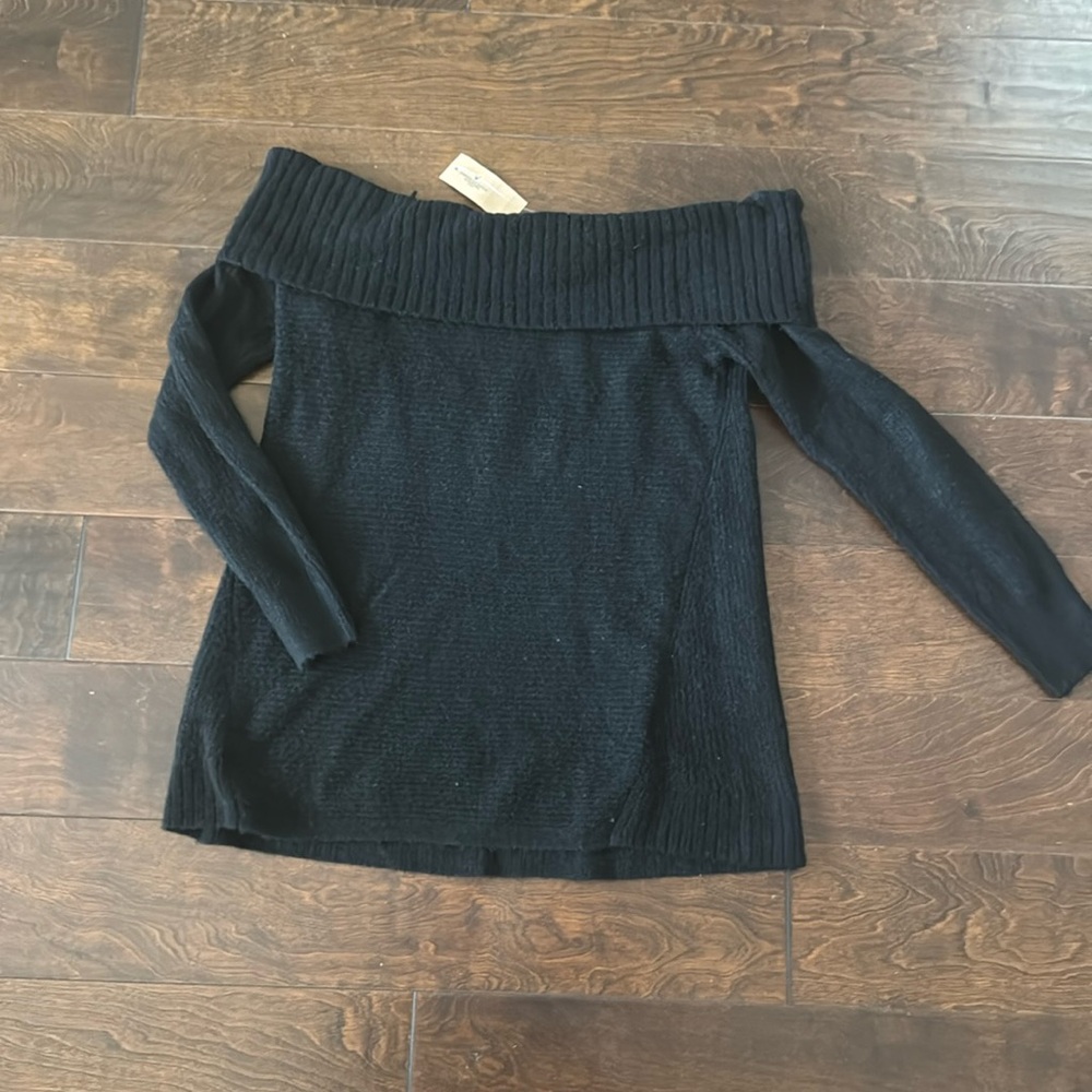 American Eagle Black off shoulder folded collar sweater MSRP $55